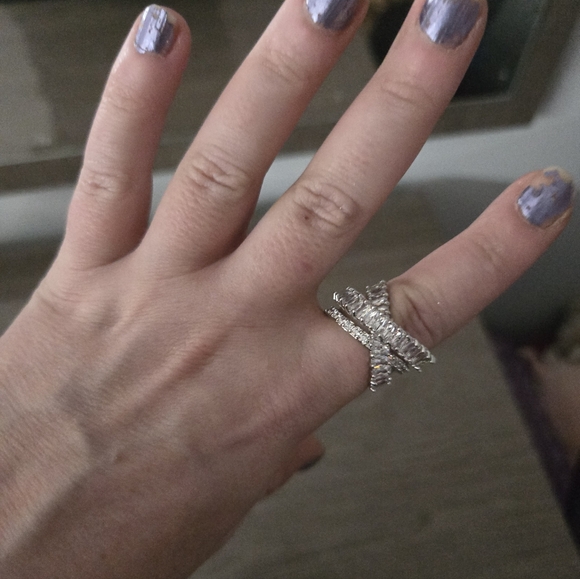 Jewerly Bundle - Picture 2 of 16